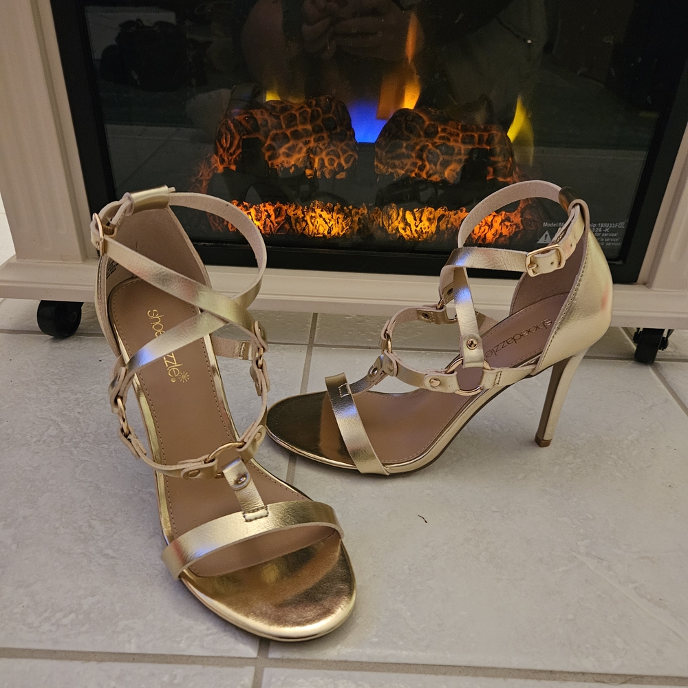 Shoe Dazzle Gold Strappy Heels